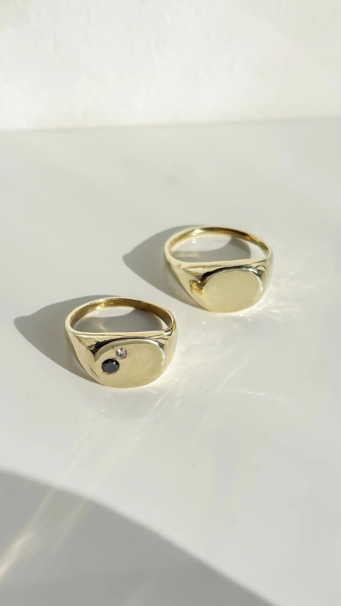 AXIS // diamond duo signet - Image 4