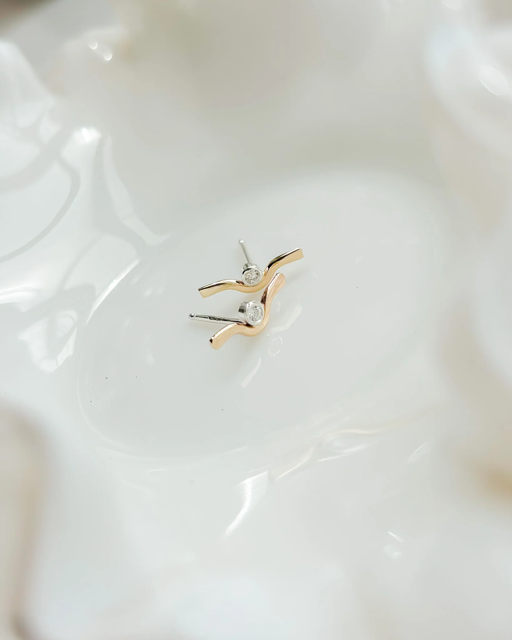 ESTIVA// wave stud - Image 5