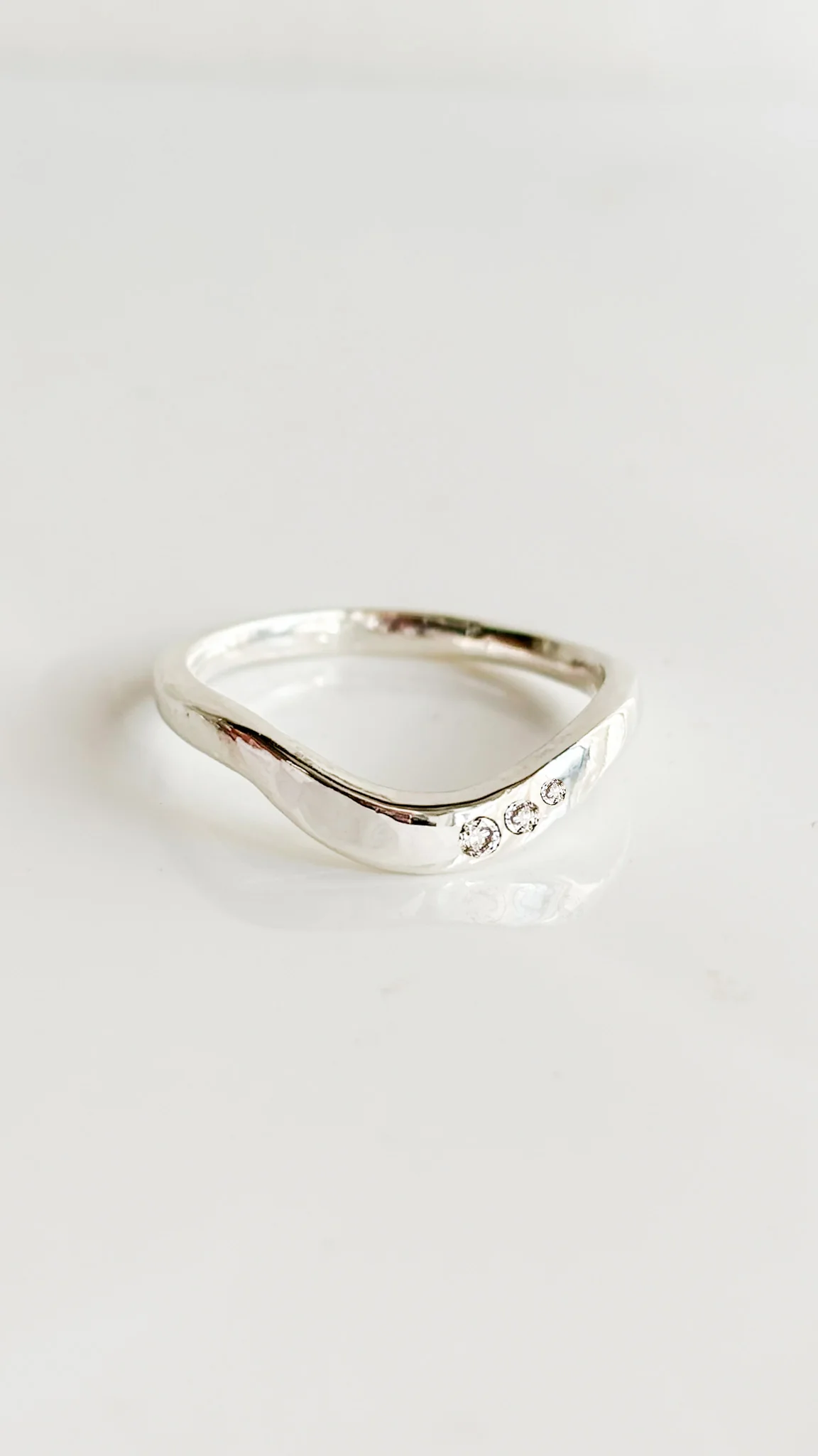 LYRA // diamond arc band - Image 3