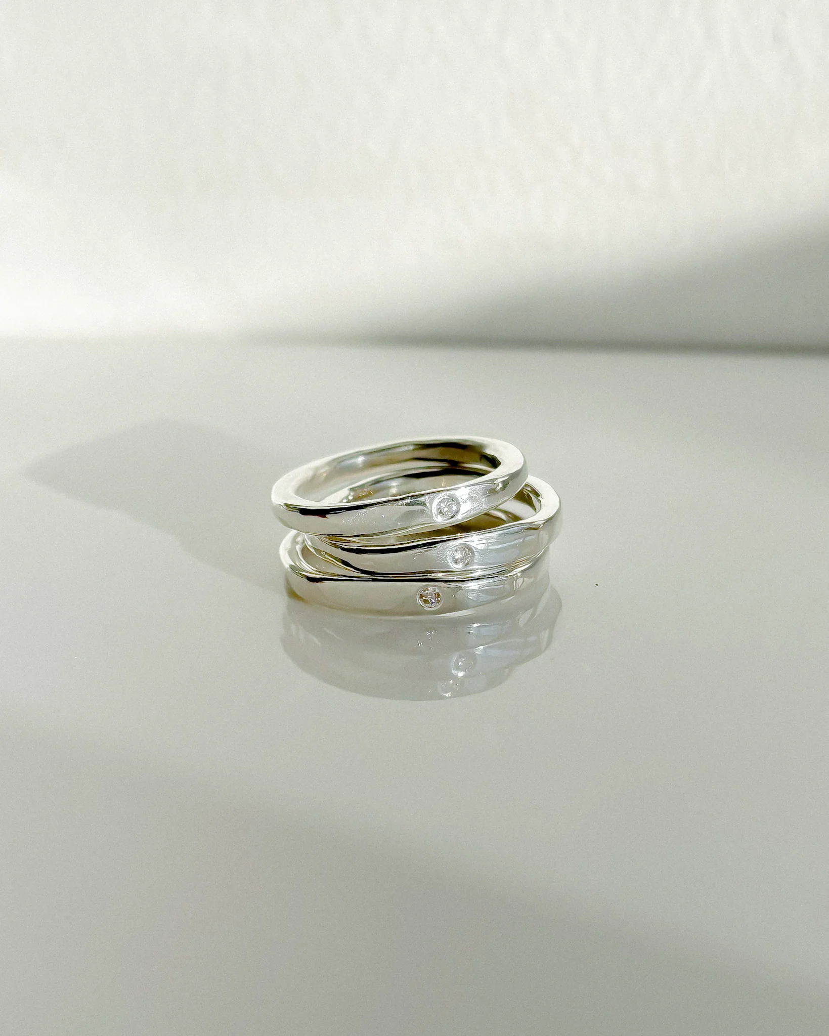 SIGNET SLICE// tiny diamond stacker - Image 3